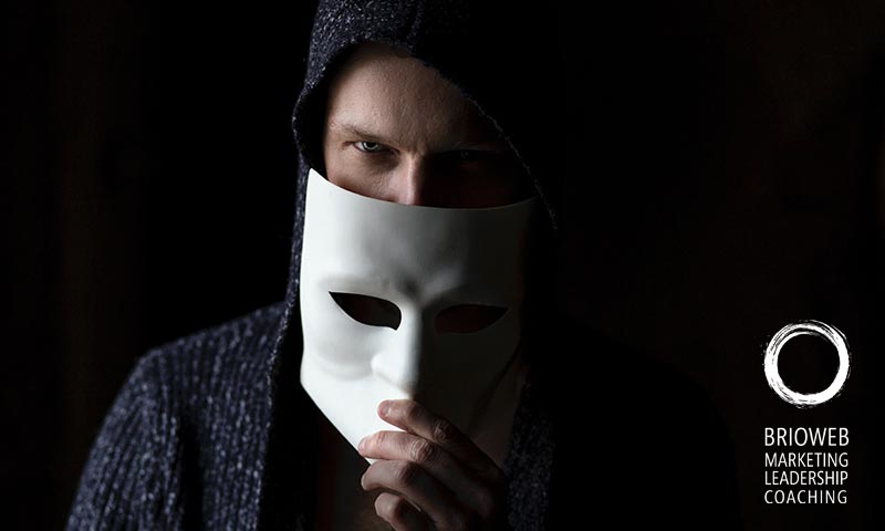 Francesco Russo, consulenze per gestire gli effetti negativi dell'economia dell'attenzione, workhaolism, burnout, information overload, nomofobia, multitasking, stress e infodemia, attraverso la metacognizione per il benessere digitale