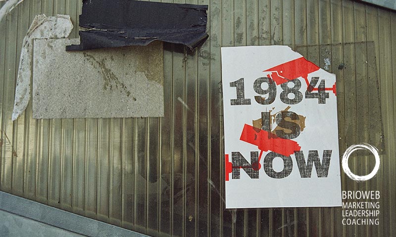 Francesco Russo, consulenze per gestire gli effetti negativi dell'economia dell'attenzione, workhaolism, burnout, information overload, nomofobia, multitasking, stress e infodemia, attraverso la metacognizione per il benessere digitale